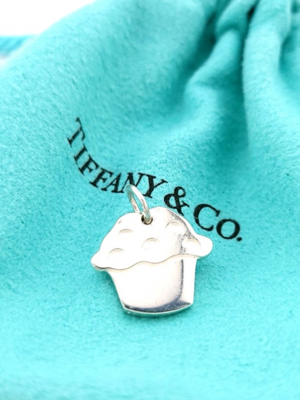 Tiffany & Co. 💯% Auth Silver Cupcake Charm with Signature Blue Pouch ✨GUC✨